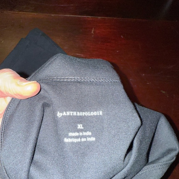 Anthropologie - never worn - sleeveless - side slit - tailored Black Top - Picture 6 of 12